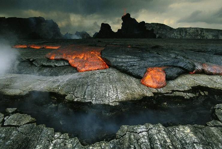 简介冒纳罗亚火山？